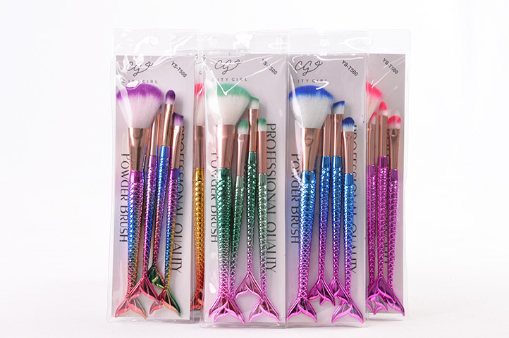 Set Brocha Pincel Sirena Kit Juego Set Maquillaje Multicolor (4 Piezas) -  La Colmena Store